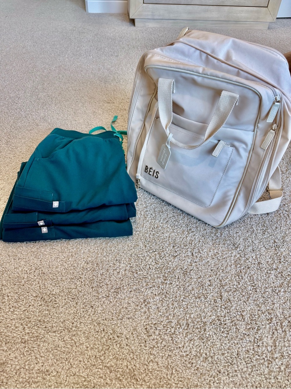 🩺 FIGS Caribbean Blue Medical Scrub Pants with Light Teal Drawstring Med/Tall - Picture 2 of 10